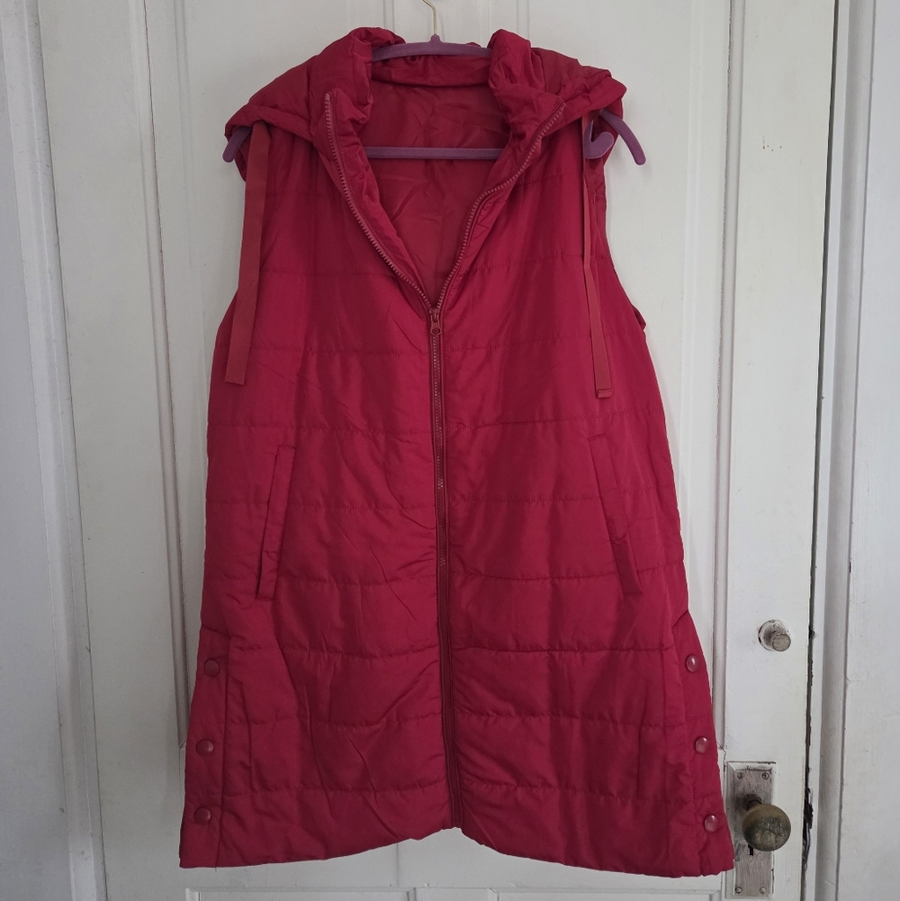 Red Weatherproof Vest - Picture 5 of 12